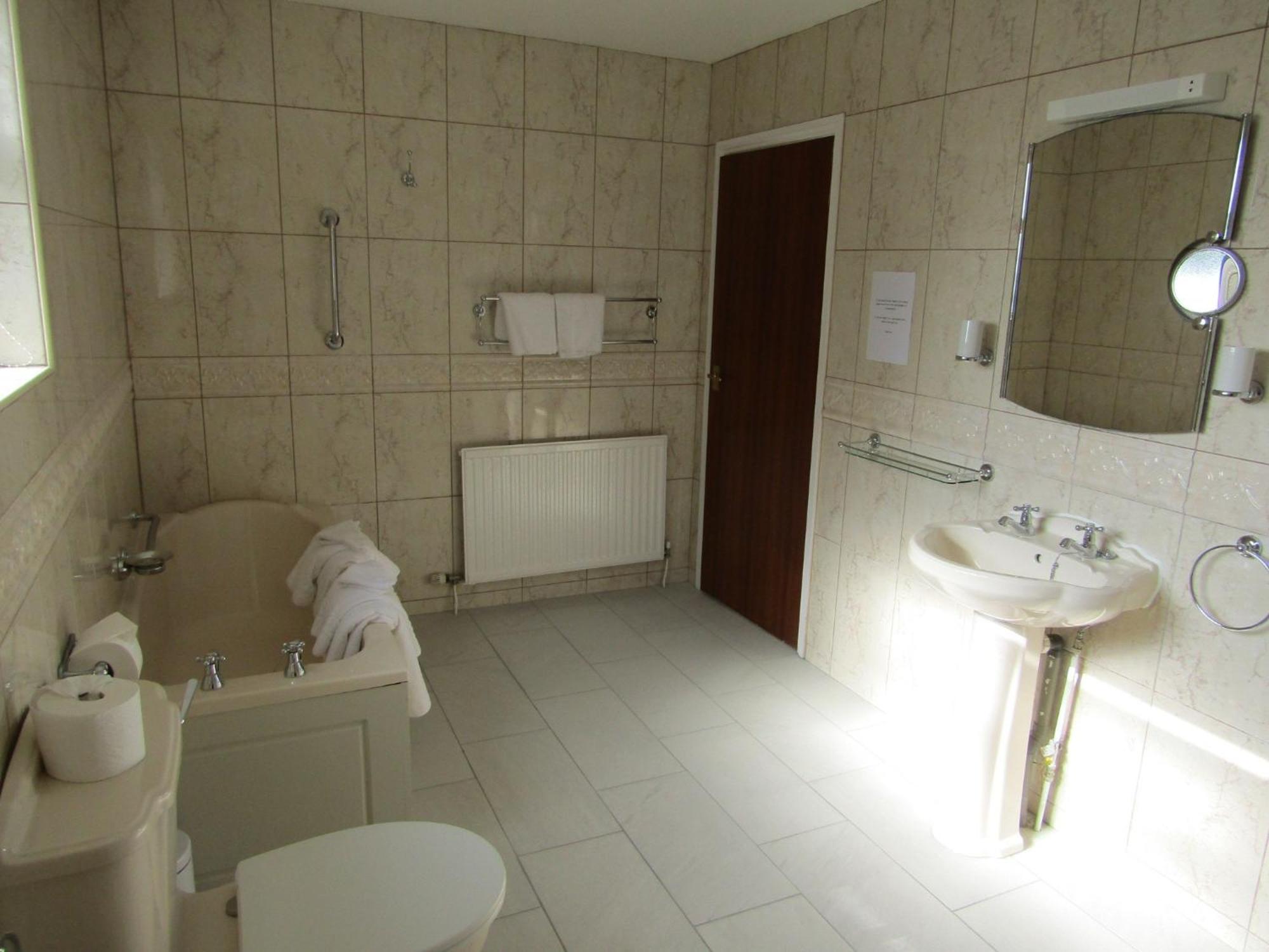 St Maur Guest house 4*