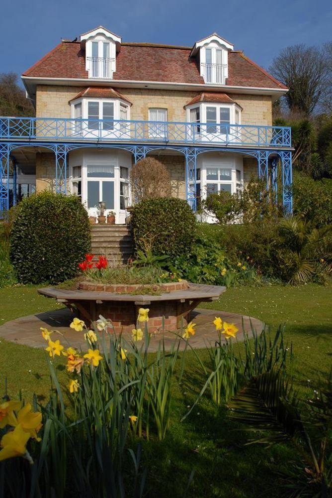 St Maur 4*